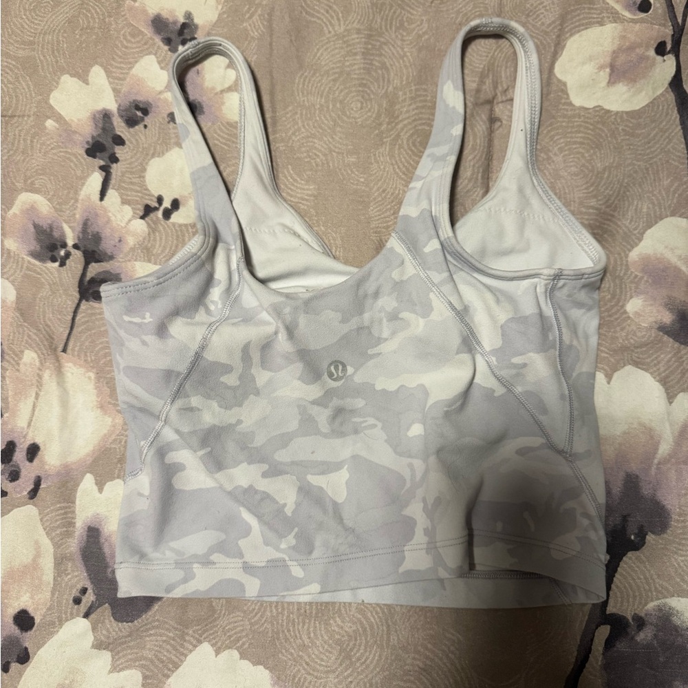 Lululemon Women's light  Camouflage align tank size 4 - Picture 2 of 4